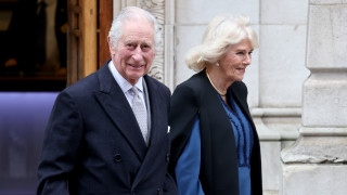 Днес 13 февруари крал Чарлз се завърна заедно със съпругата