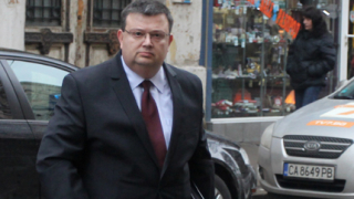 Цацаров обеща прозрачна и пълна проверка на ДКЕВР
