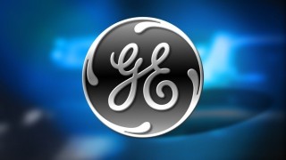 Американският индустриален гигант General Electric намалява дивидента си наполовина в