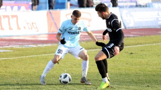 Дунав - Славия 0:0, Д-р Симеонов спира издръжката на "драконите"