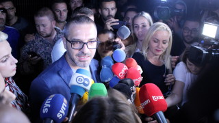 3 г. пробация за ексвътрешния министър на Албания