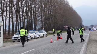 Поставят село Буковлък под карантина заради шивачки с коронавирус