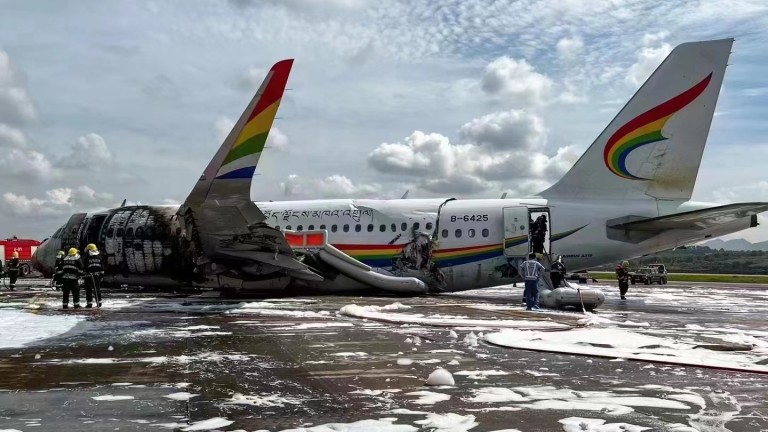 Пътнически самолет Еърбъс А319 на Тибетски авиолинии, изпълняващ полет TV9833