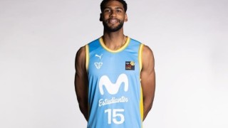 Вицешампионът на България Черноморец Бургас привлече 204 сантиметровия Шон Смит Баскетболистът