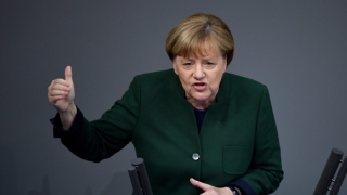 Меркел зове за кръстоносен поход срещу дезинформацията и популизма