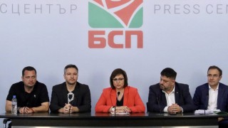 Корнелия Нинова предупреди Борисов, че не приемат подкрепа от ГЕРБ