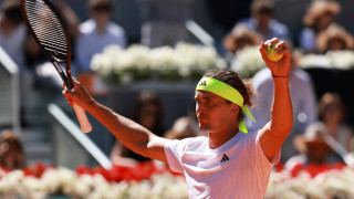 Двукратният шампион в Мадрид Александър Зверев отпадна от надпреварата от