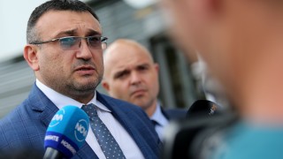 Министърът на вътрешните работи Младен Маринов и главният секретар на