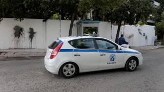 Гръцката полиция разби канал за нелегален алкохол от България