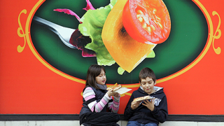 84% повече деца получават свежи плодове в училище