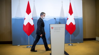 Швейцария затяга мерките срещу Русия след инвазията в Украйна каза
