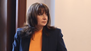Омбудсманът Велислава Делчева не се вижда като служебен премиер В