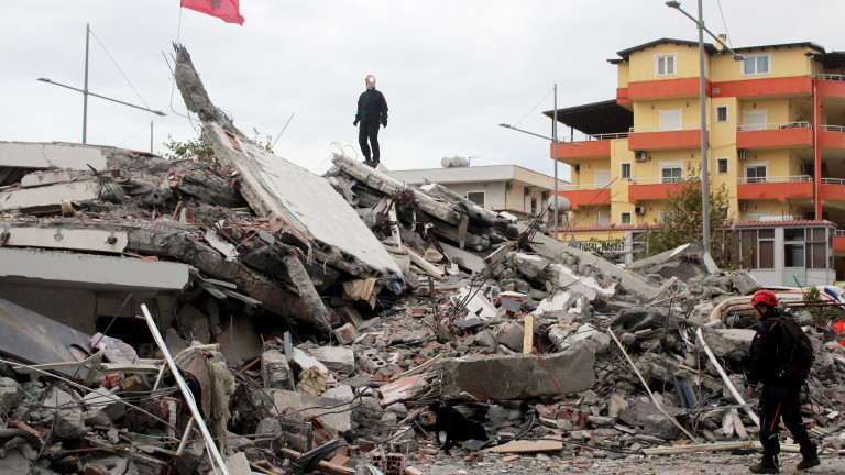 47 загинали и над 600 ранени след земетресенията в Албания 