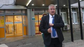 Неспокоен съм от начина по който колегите ми работят Това