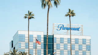 Акциите на Paramount Skydance се сринаха с над 8 след