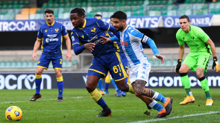 Наполи продължава с противоречивото си представяне в Серия А Южняците