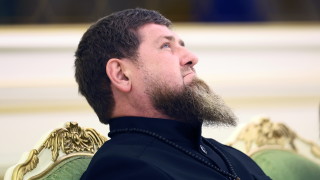 Управляващата руска партия Единна Русия единодушно издигна действащия ръководител на