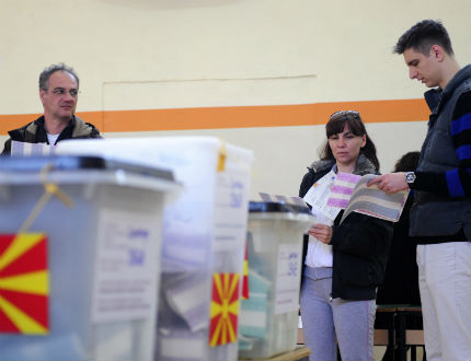 Македонците гласуват на втори тур за кметове