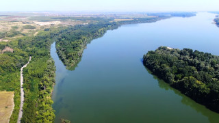 По река Дунав има само 120 острова и 64 или