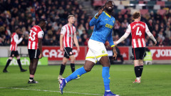 Брентфорд изпорти два гола аванс срещу слабака Уулвс