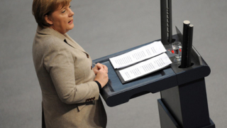 Меркел определи Украйна и Беларус за диктаторски държави
