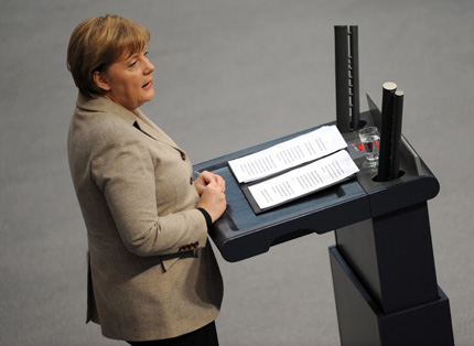 Меркел определи Украйна и Беларус за диктаторски държави