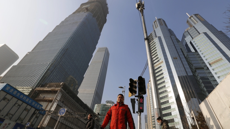 Китай с най-слаб икономически ръст от 25 години