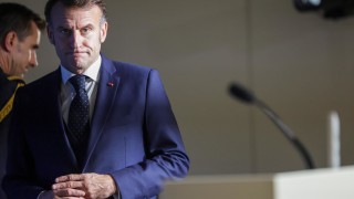 Франция разкри проруска дезинформационна кампания която лъжливо свързва президента Еманюел