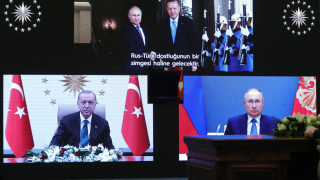 Путин и Ердоган обсъдиха Украйна, военни кораби в проливите, Кавказ и ваксини