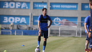 Напдателят на Левски Ивелин Попов трябва да мине обстоен