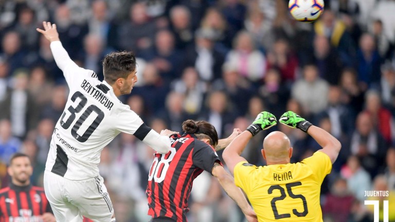 Реферът от дербито Ювентус - Милан ще отнесе сериозно наказание