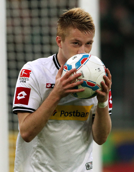 Дортмунд отмъкна таланта Марко Ройс