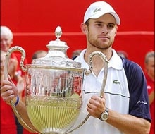 "The Artois Championship": Анди Родик - Никола Маю 4:6, 7:6, 7:6