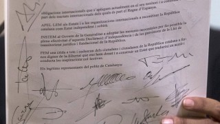 Каталуния подписа Декларацията за независимост