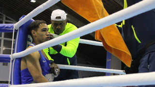 Боян Асенов загуби на старта на турнира по бокс от