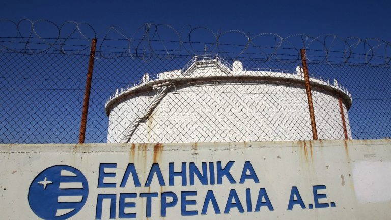 Отложиха решението за приватизацията на Hellenic Petroleum