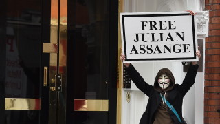 Основателят на WikiLeaks Джулиан Асандж е бил обект на сложна