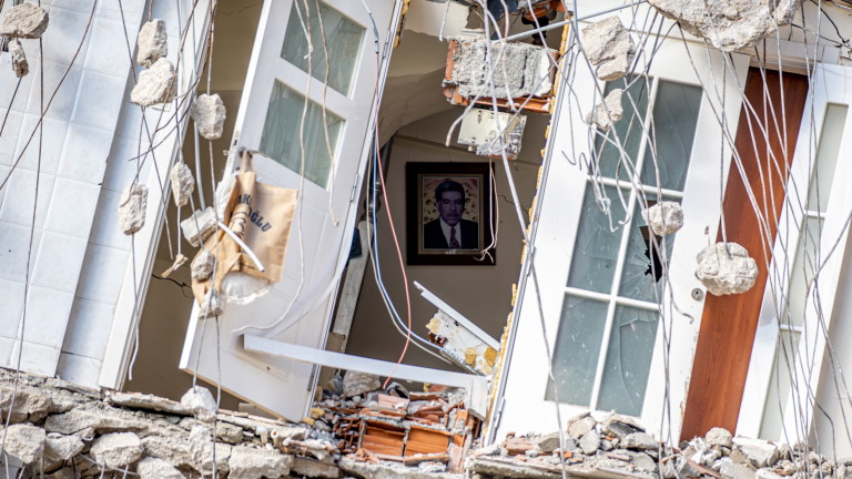 600 000 жилища в Турция са разрушени от земетресенията