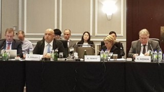 Министърът на младежта и спорта Красен Кралев участва в работни