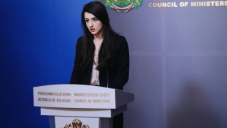 За първи път вместо първо да се действа след това