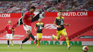 Манчестър Юнайтед изпусна шанса да излезе на трето място в