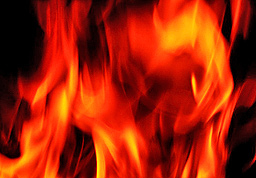 Подпалиха домовете на петима гръцки журналисти  