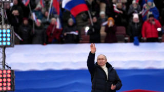 Руснаците одобряват всяко решение на Путин и да спре