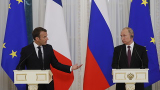 Франция е много притеснена от насилието в Беларус, обяви Макрон пред Путин