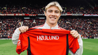 Манчестър Юнайтед похарчи 75 милиона евро за да привлече датския