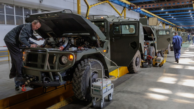 Катастрофален срив на руския военен експорт - какви са причините