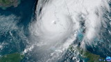  Ураганът Лидия удари тихоокеанското крайбрежие на Мексико 