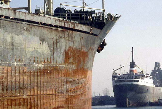Параходство БМФ взе 1,6 млн. долара за два стари кораба