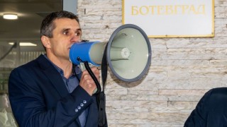 Над 10 млн. лв. били необходими за ремонт на болницата в Ботевград