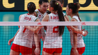Женският национален отбор по волейбол на България заема 15 то място